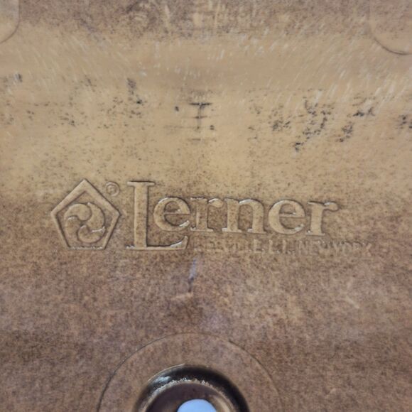 Vintage Lerner Desk Top Letter Mail File Holder Organizer Faux Wood Ornate USA - Picture 16 of 16